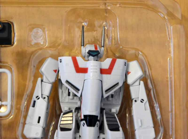 vf1j_armored_unbox7
